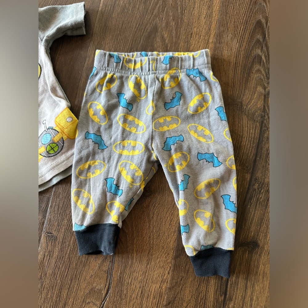 Little boys PJ bundle- 3 pairs - Picture 9 of 12